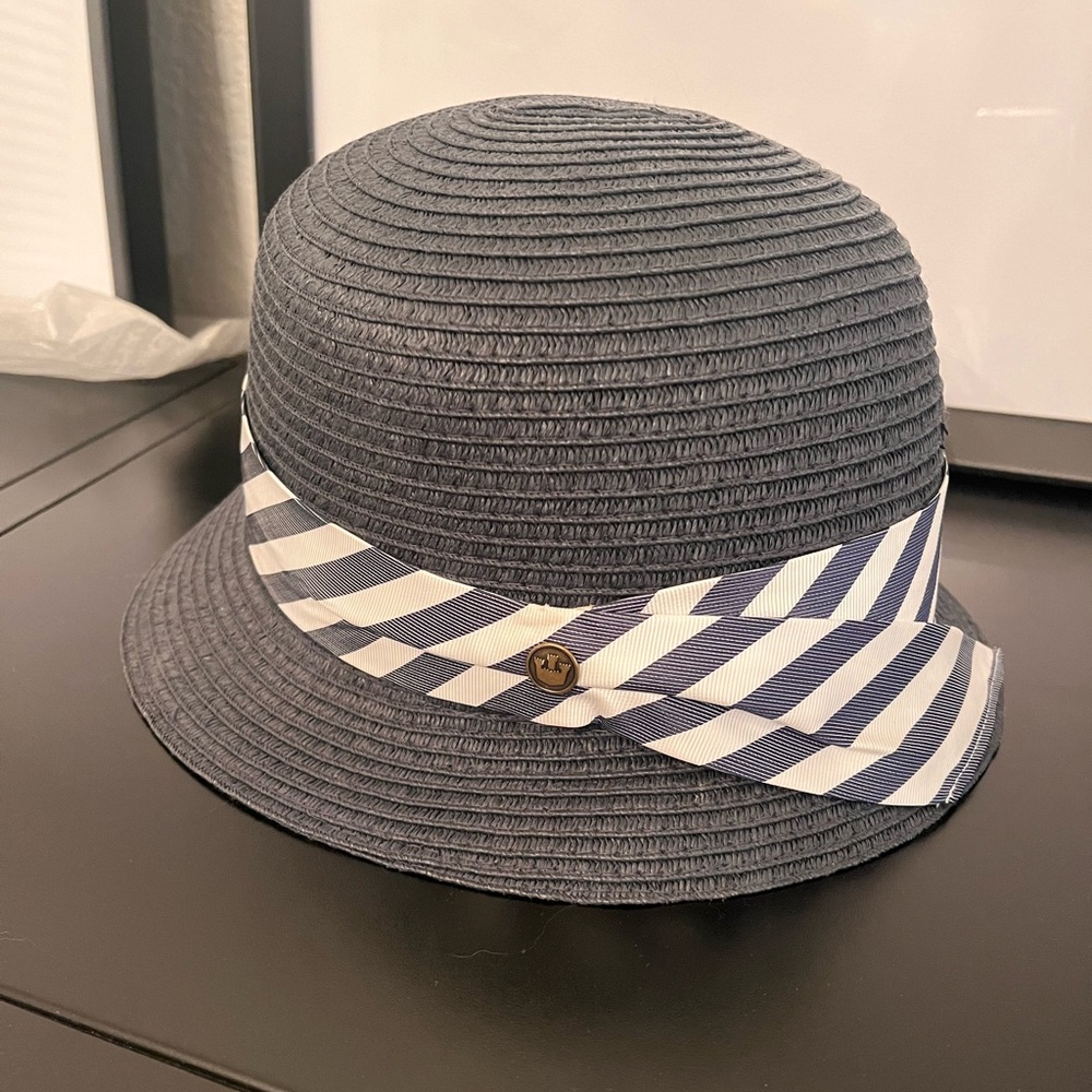 GOORIN BROS // ltd ed ribbon belted asymmetric cloche blue and blue white ribbon